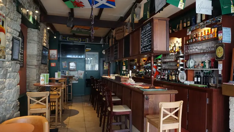 Pub-O'Connell's-Pont-l'Abbe-Pays-Bigouden-Bigoudenjoy