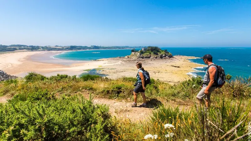 Anse Duguesclin depuis le GR®34