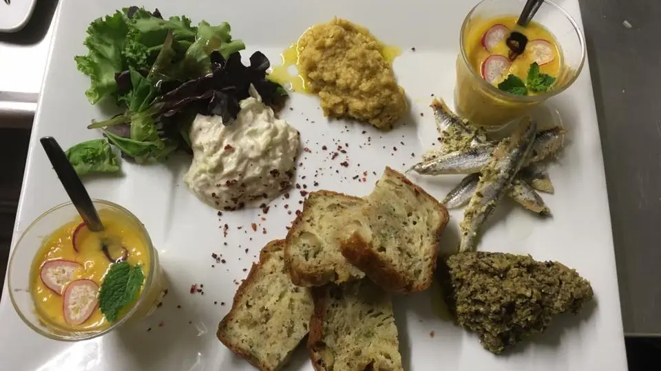 Restaurant Chez Jeannine Port du rosmeur Douarnenez 5