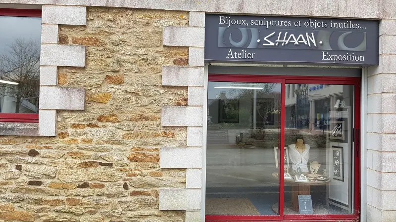 SHAAN-Ploneour-Lanvern