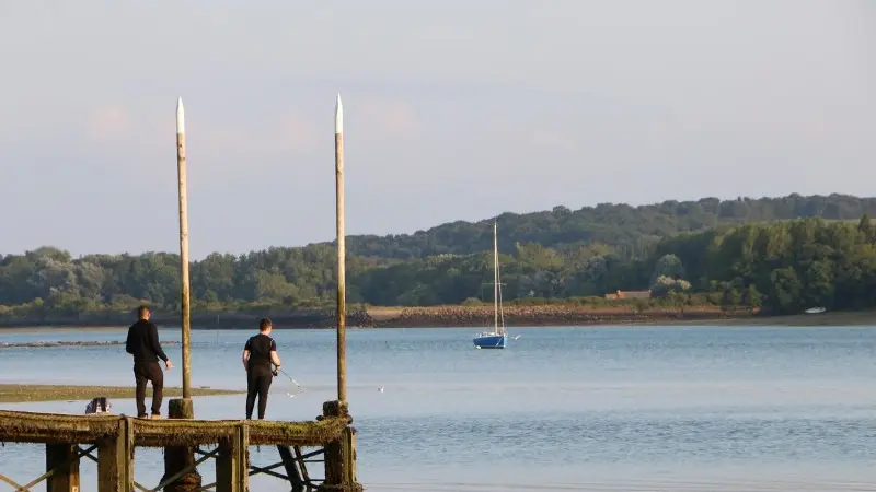 Ponton plage du Vallion