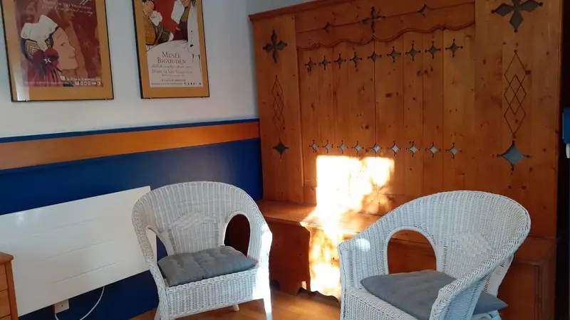 TANGUY Jacques - Les Brodeuses - Pont-l'Abbé - Pays Bigouden - 2