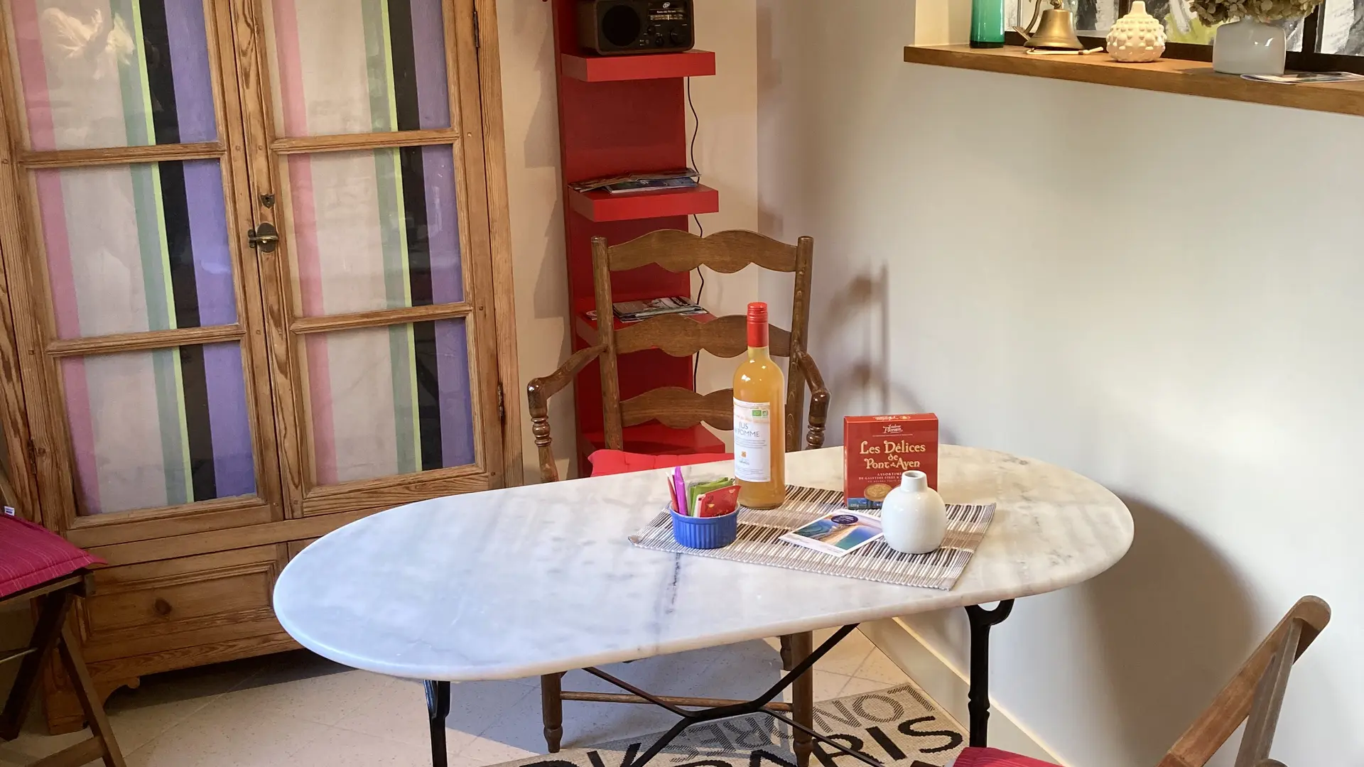 Verriere entre cuisine et salon