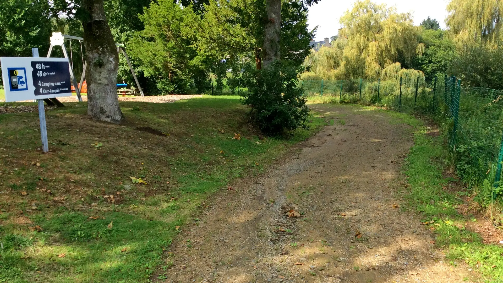 aire stationnement de Camping car