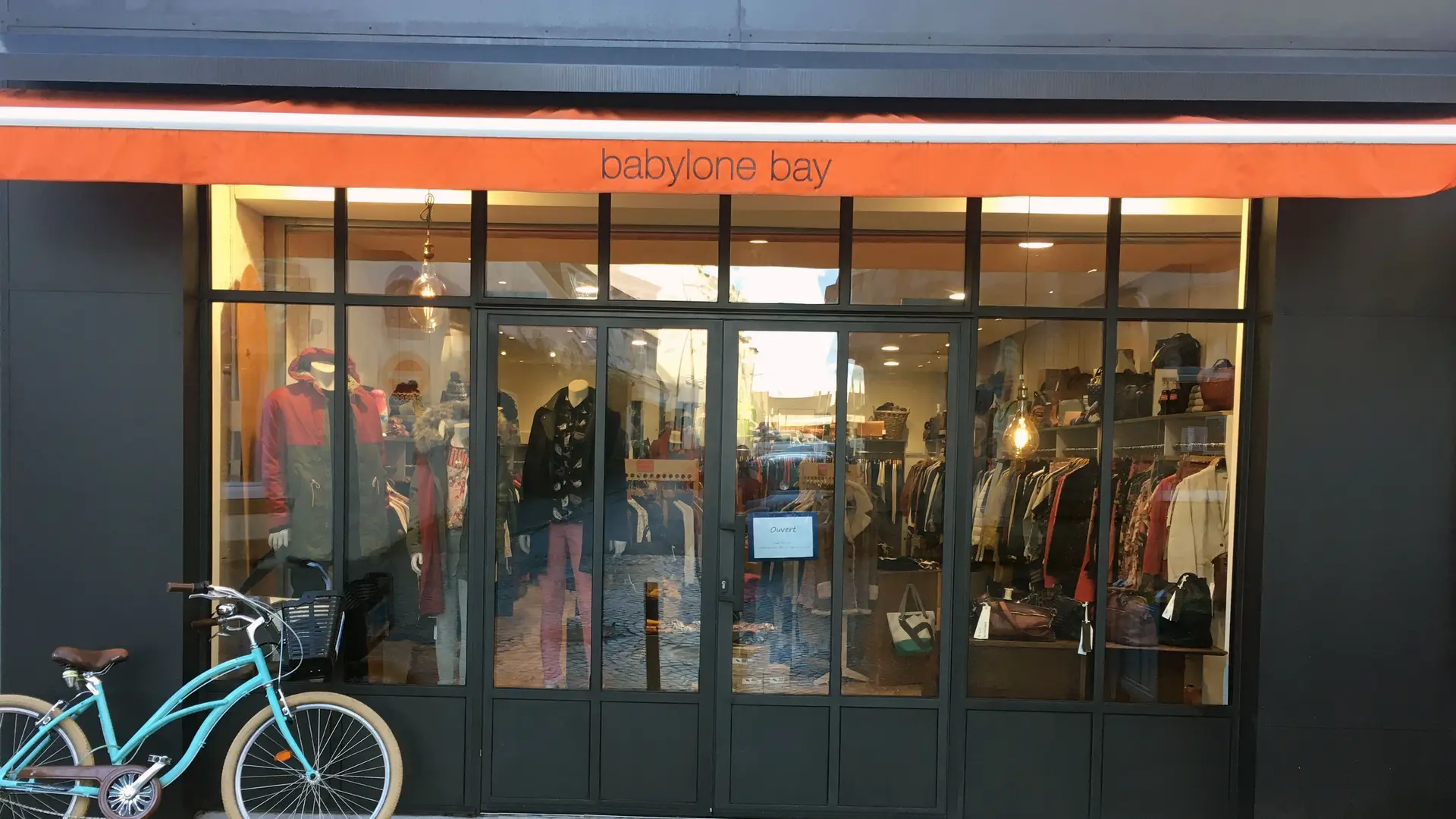 babylone bay devanture