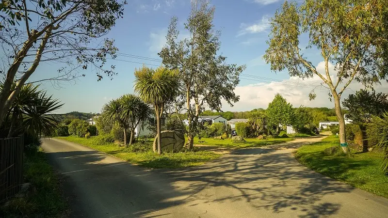 camping les peupliers_pouldreuizc_pays bigouden_exterierur Tamaris compressée