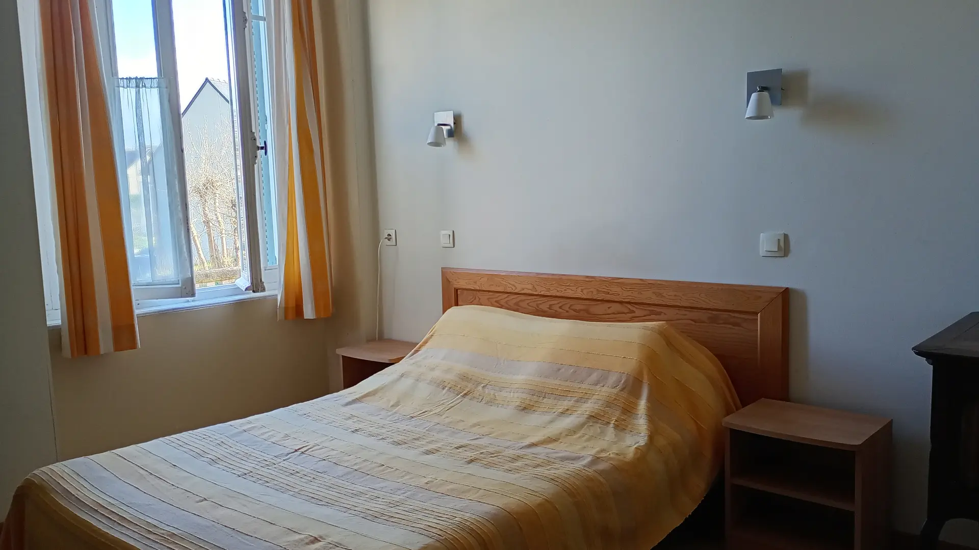 ch couple + fenêtre