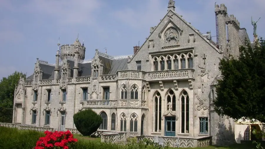 Patrimoine culturel - Monument historique - Concarneau - Chateau de Kériolet - 1