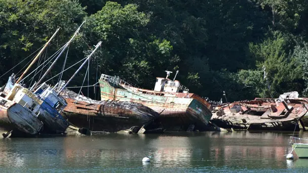 cimetiere-bateau-port-Rhu-p