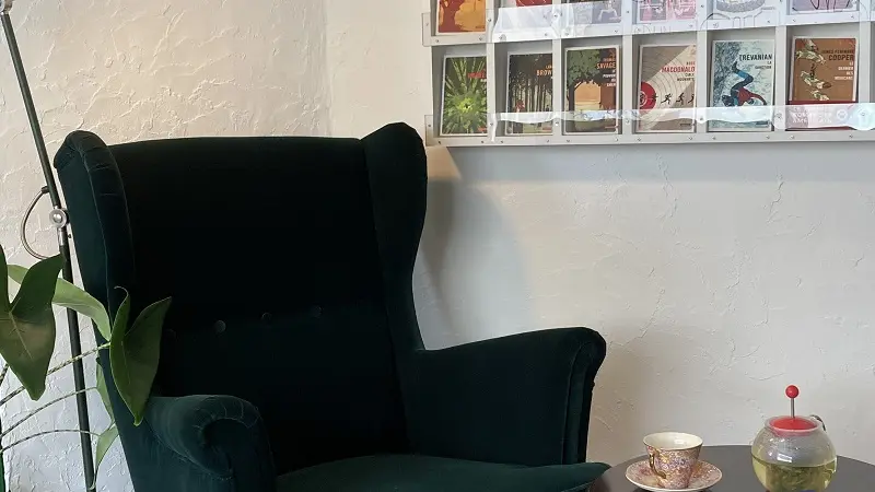 Café-Librairie - De l'encre à l'écran - Guilvinec - Pays Bigouden - Bigoudenjoy