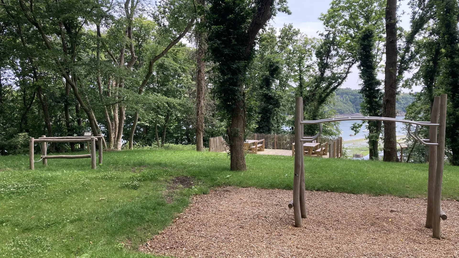 Aire de jeu Bois de Lan Goc Lézardrieux
