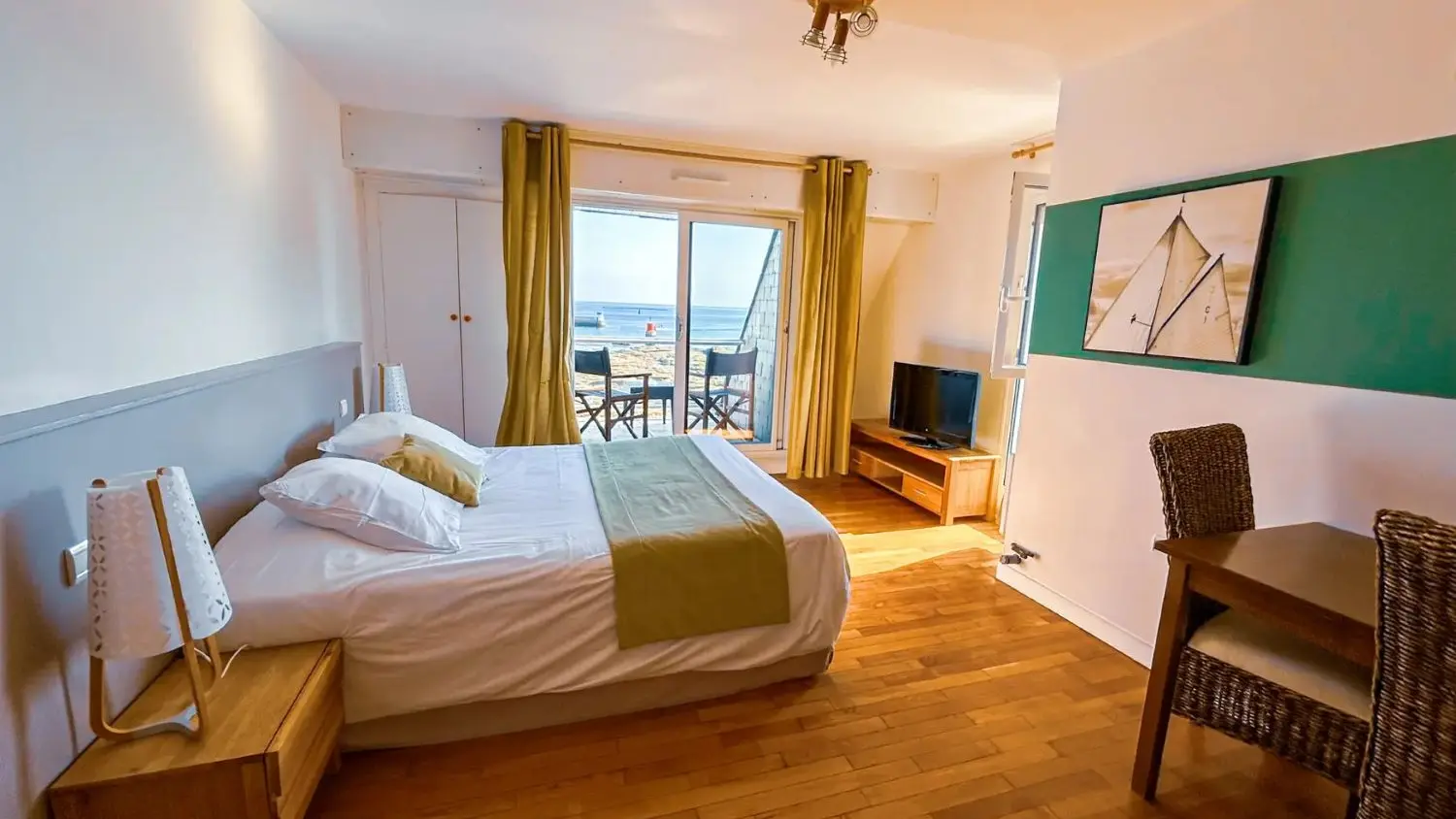 Le Poisson d'Avril - Guilvinec - Pays Bigouden - Bigoudenjoy