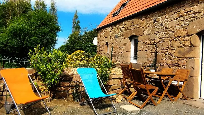 maison bretonne pittoresque et jardin