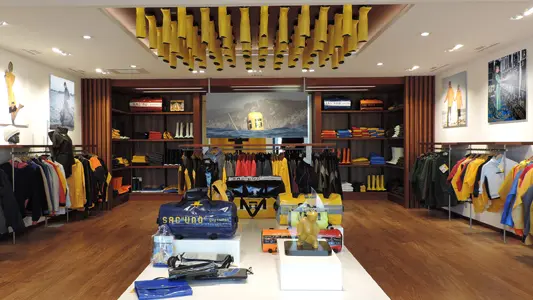 Vêtements marins - Boutique - Concarneau - Guy Cotten - Le Moussaillon - 2