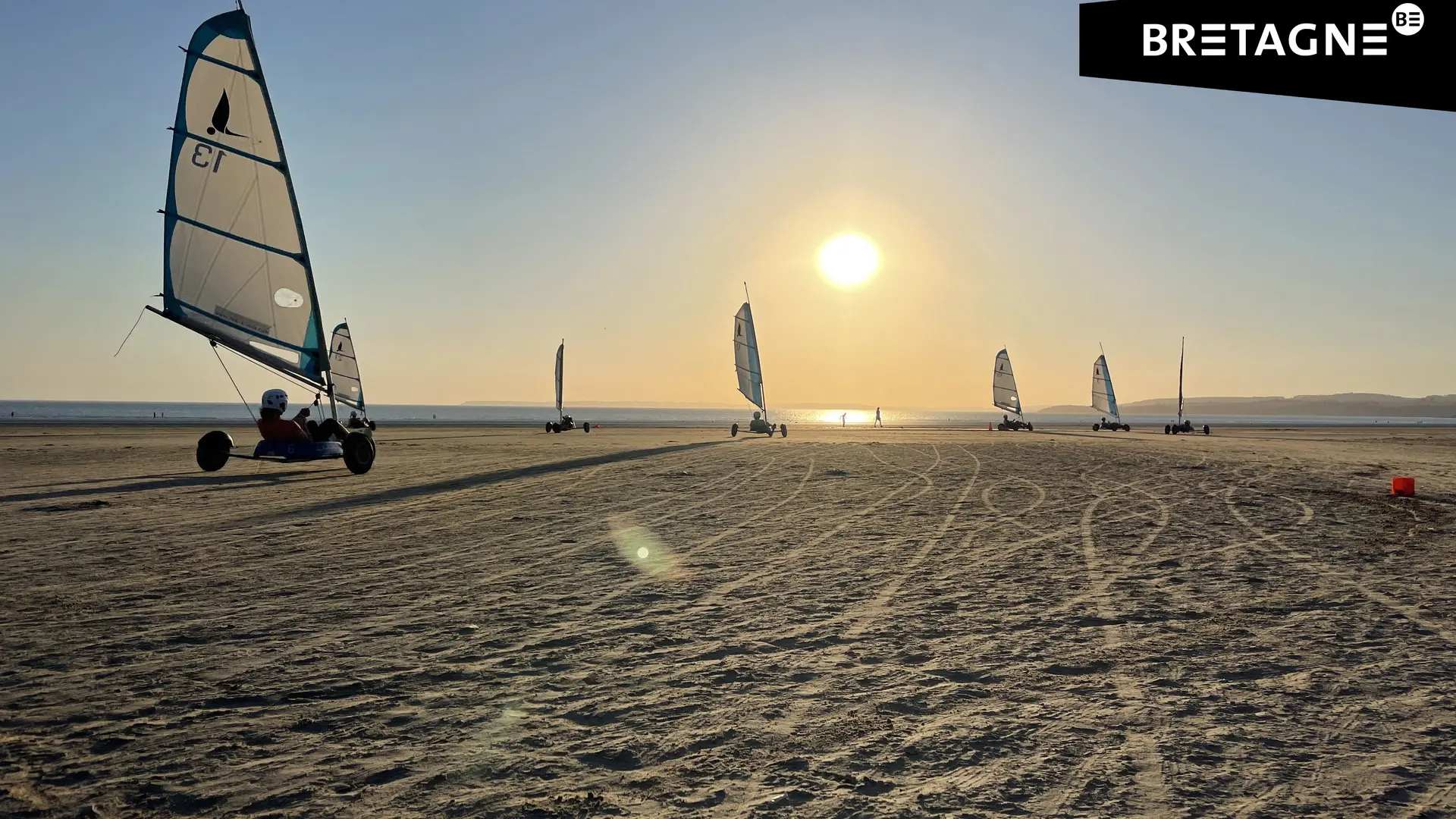 photo char a voile du bout du monde activites ludiques et sportives