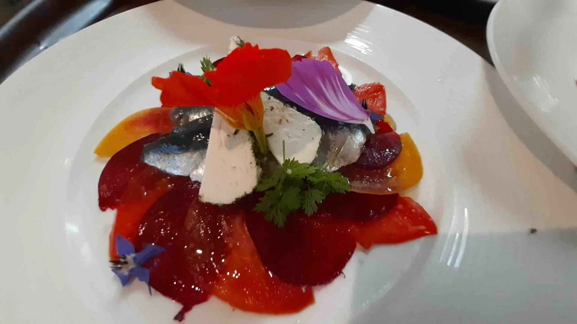 plat-vegeratien - La Table du Jardin des Simples Mont-Dol