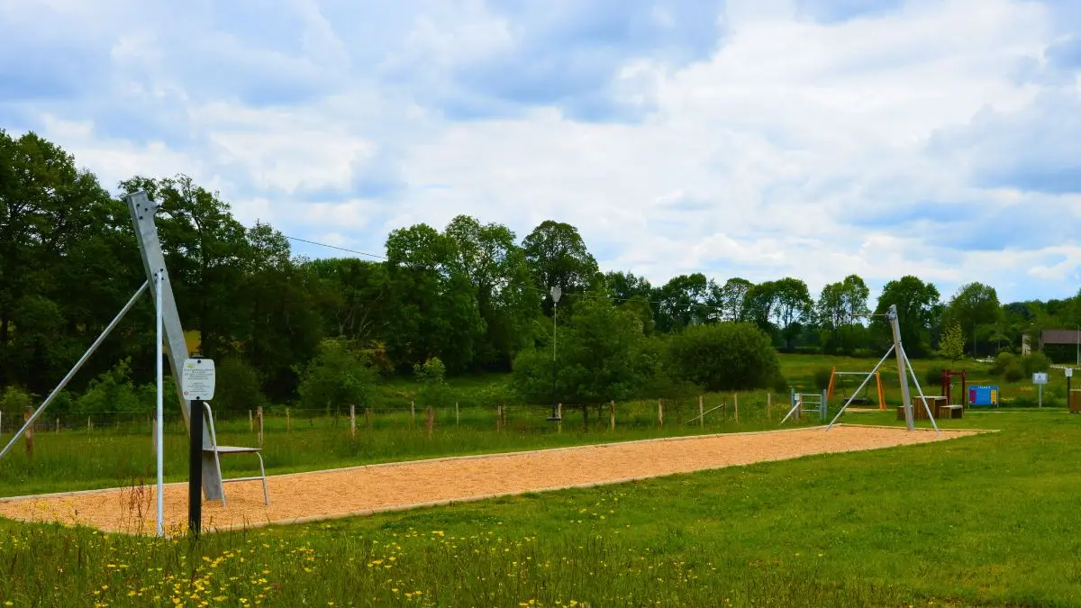 Aire de jeux - Parc du Vallon des Granges - Châlus