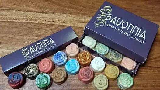 savonnia-pétales-fleurs-mussidan-tourisme-vallée-isle