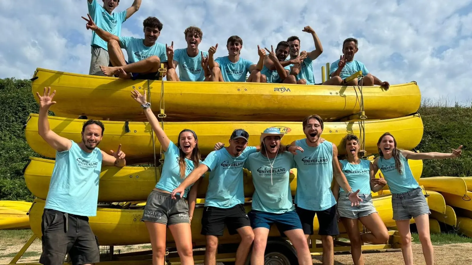 5. CANOE VEZERE UNIVERLAND