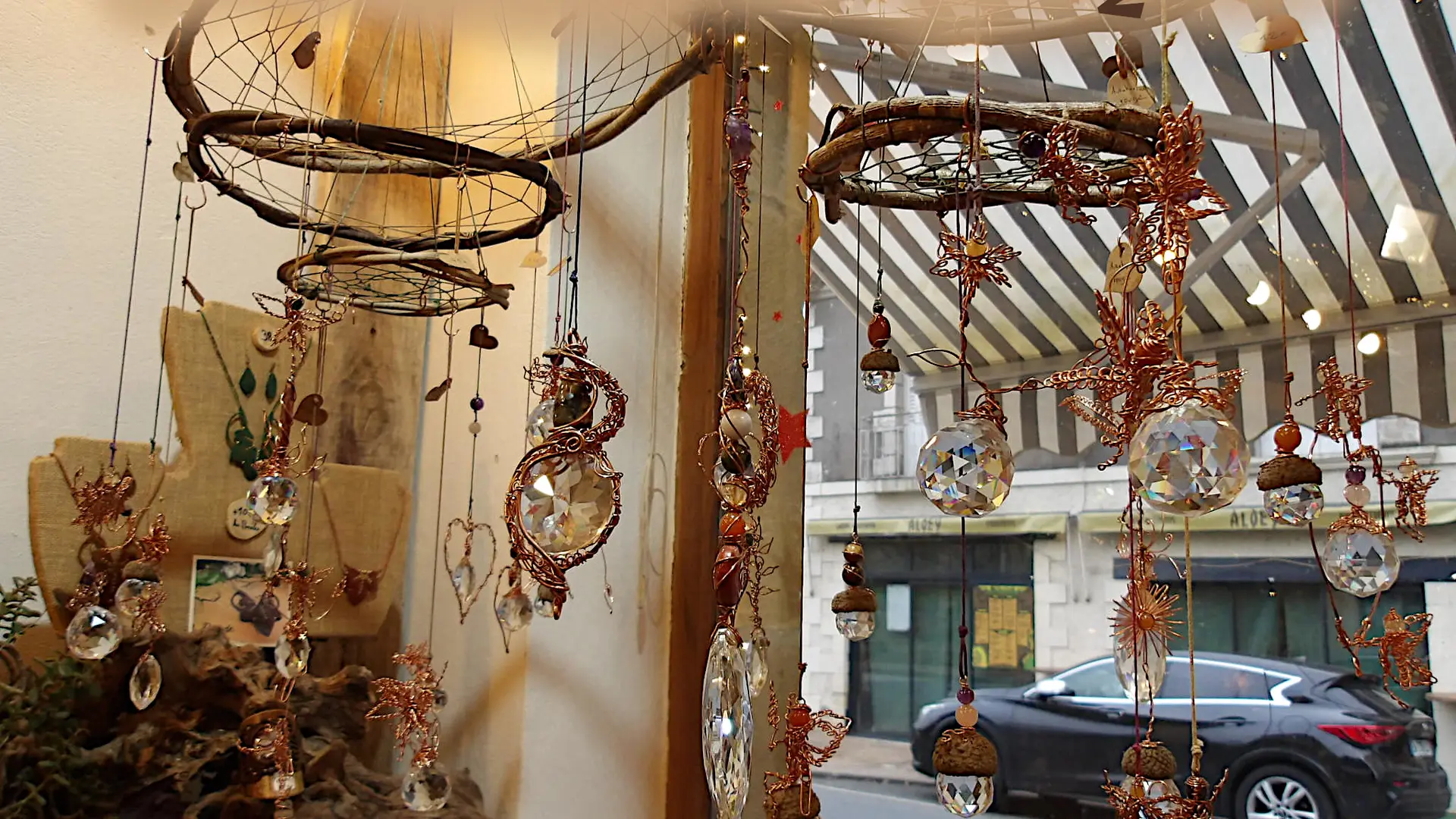 7 suspensions féeriques