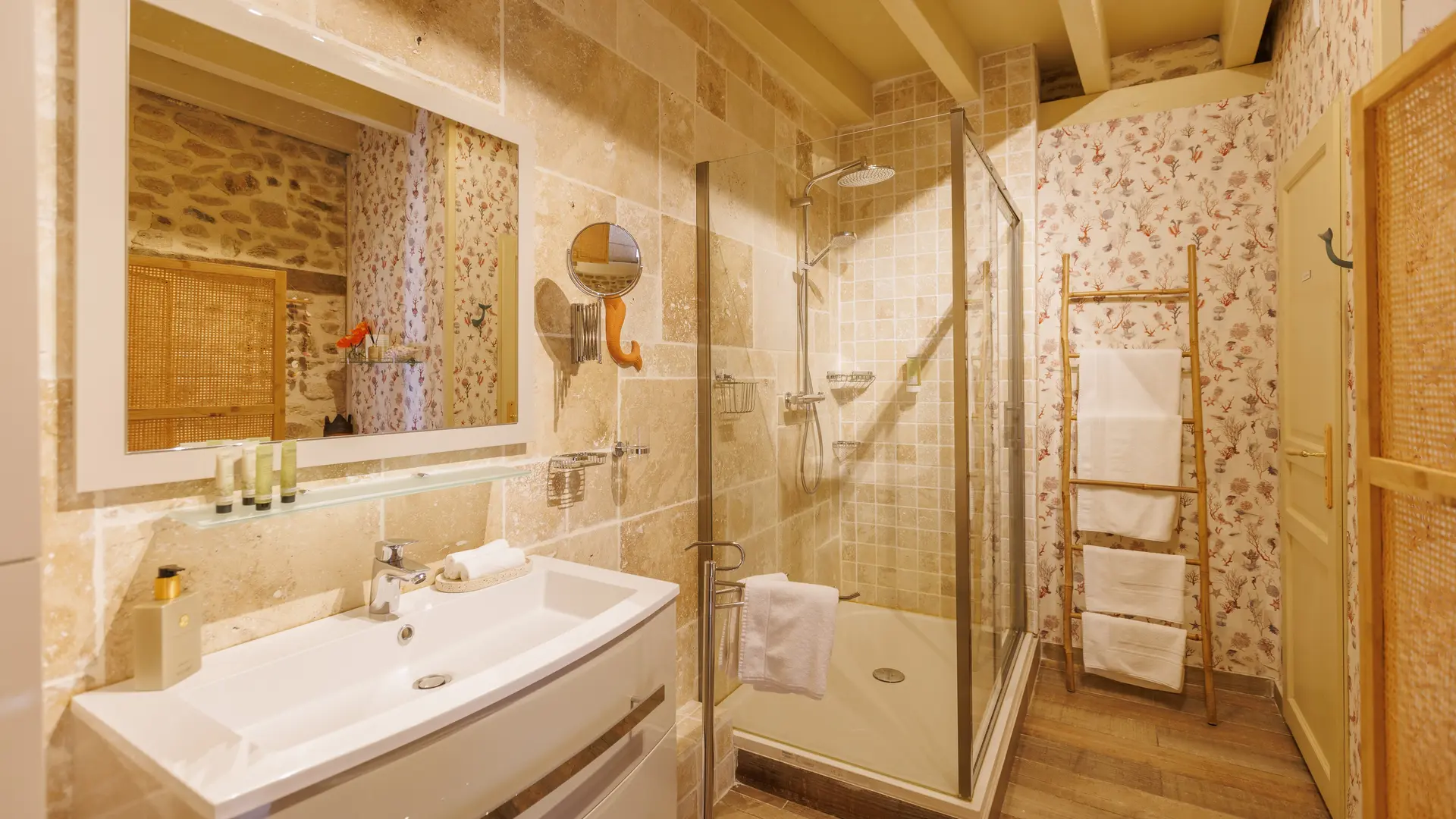8 Salle de bain Les Hirondelles