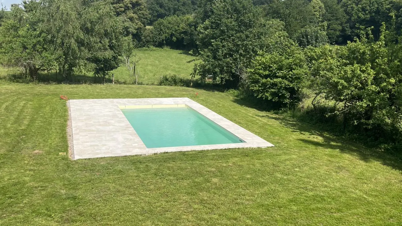 Le manoir de la Borie sur la commune de La Porcherie en Haute-Vienne -_42