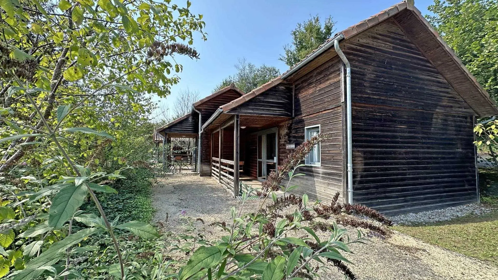 Gîte Betoulles et Bataudas (PMR) dans le Hameau de gîtes du Vieux Poirier à Verneuil sur Vienne en Haute-Vienne (Nouvelle Aquitaine)_1