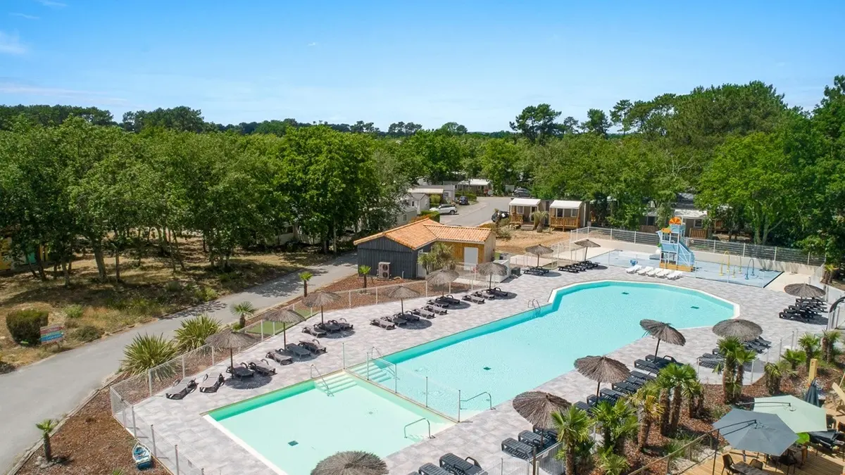 ©Les goélands - piscine