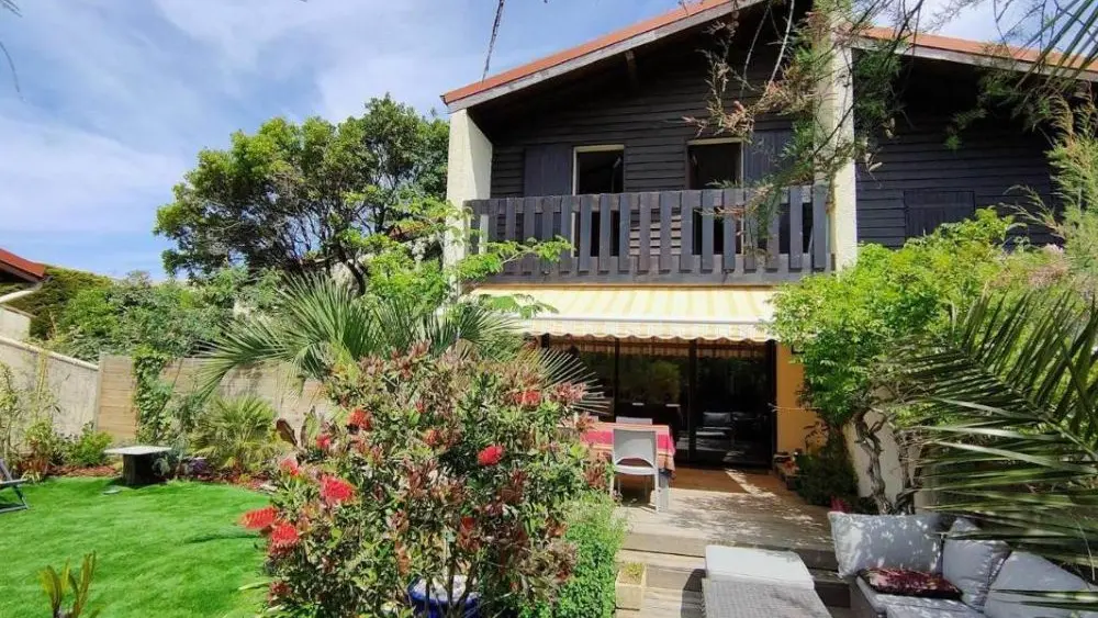 Location La Patio Butia 2025