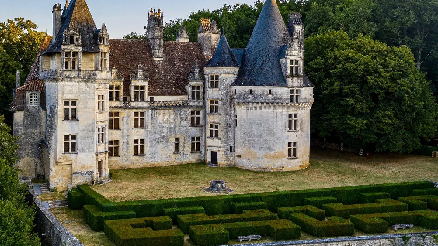 116879693_180712640081862_2817160663626441457_n