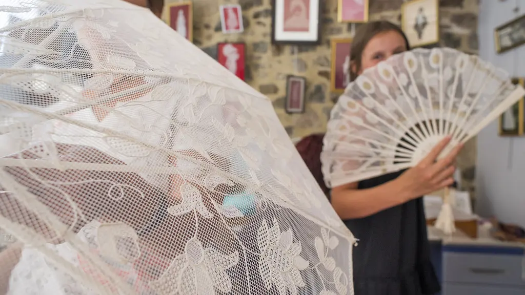 Atelier du Poinct de Tulle – dentelle à l'aiguille_5