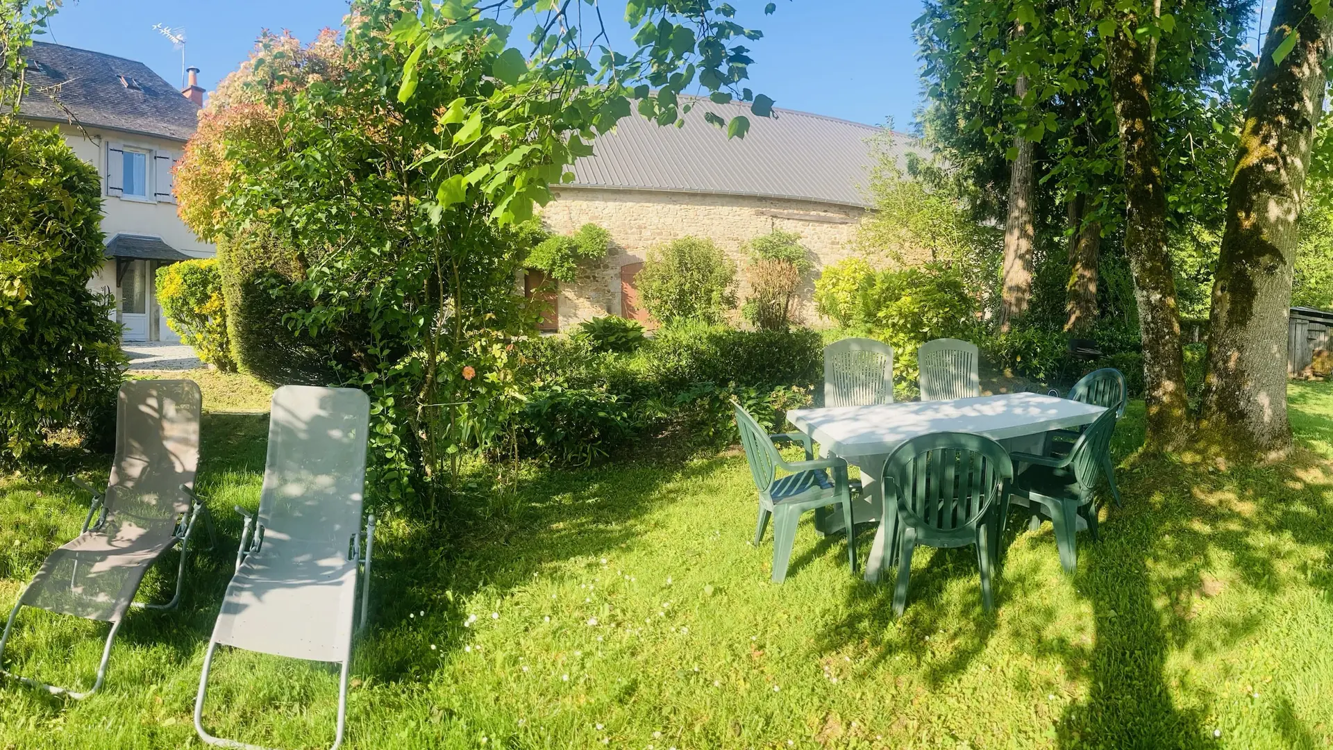 Meublé de Tourisme A L'OMBRE DU TULIPIER_14