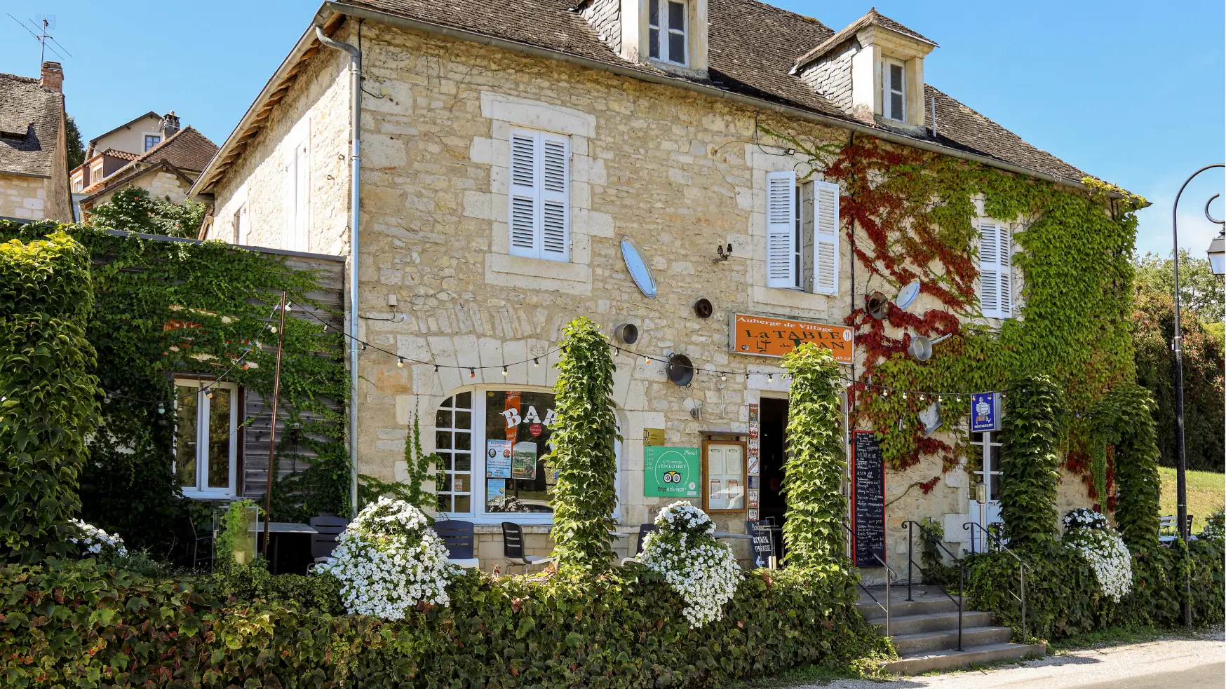 Carte postale manoir - 17