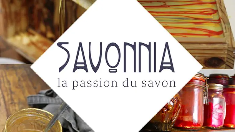 2-Savonnia-Affiche_boutique-Perigord-Bergerac