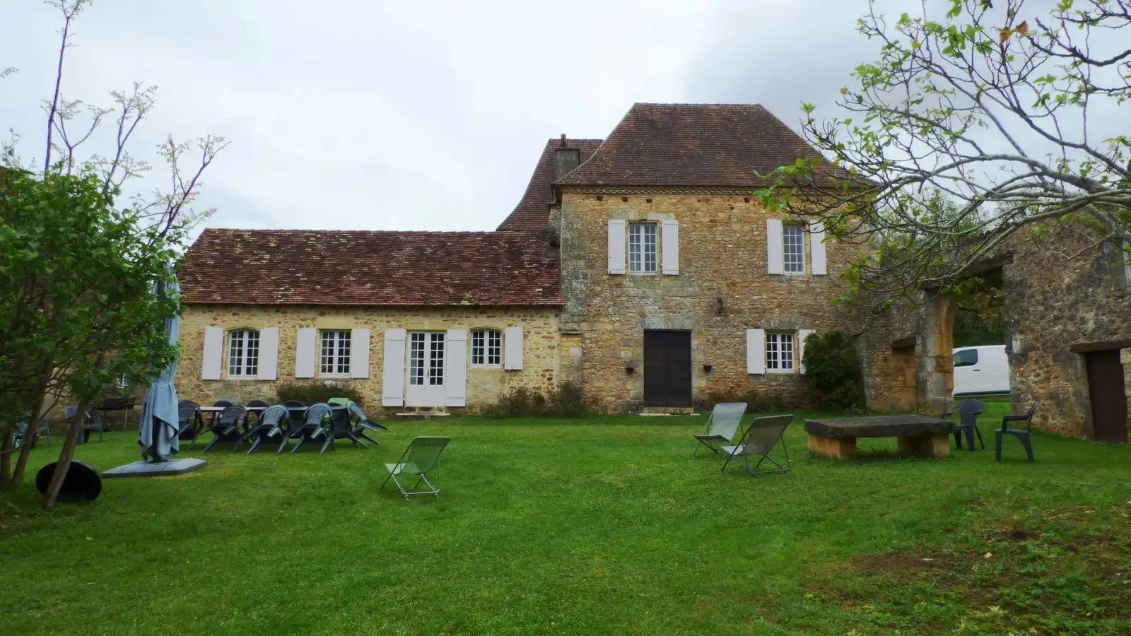 2 vue facade jardin 2