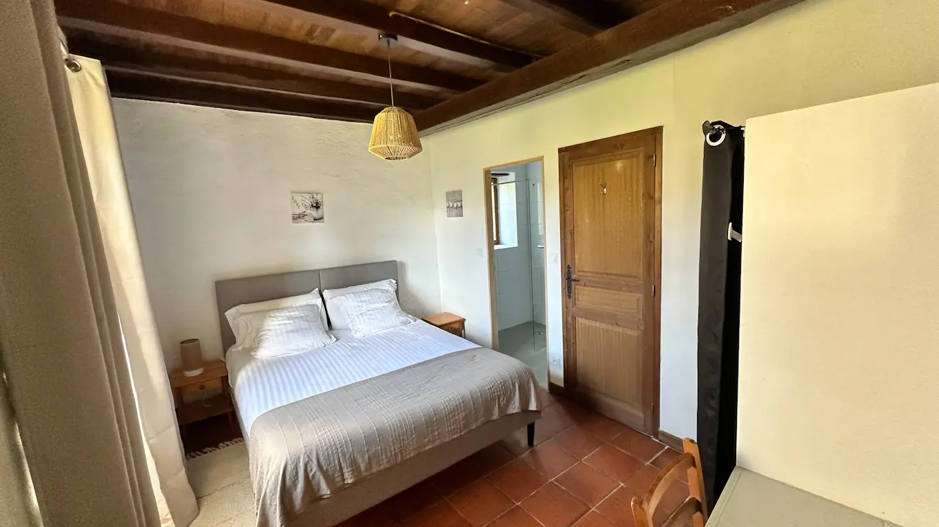 LENGLET La Roche Chabrelle Chez Julie SAINT JUST (3)