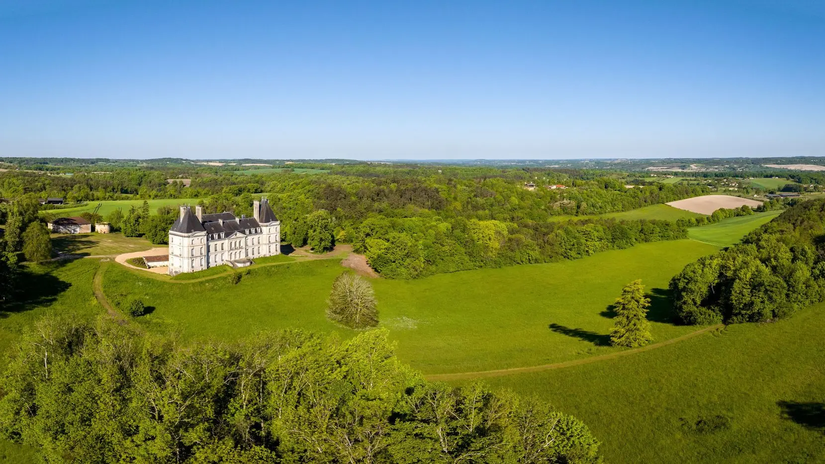 2026 Chateau de fayolle Tocane Saint Apre