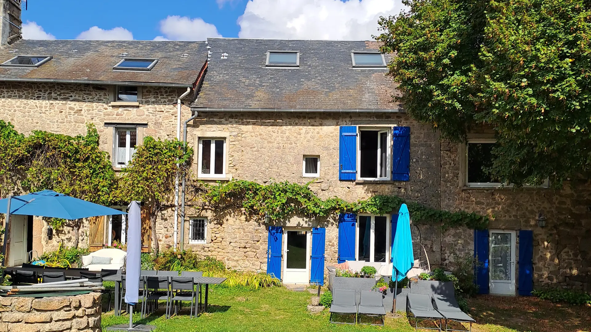 Maison de campagne pour grands groupes