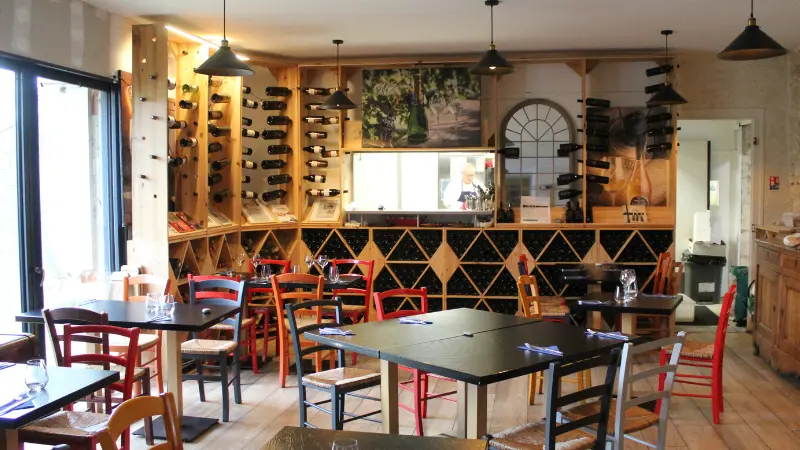 Le Millesime restaurant St Ciers - 800x600