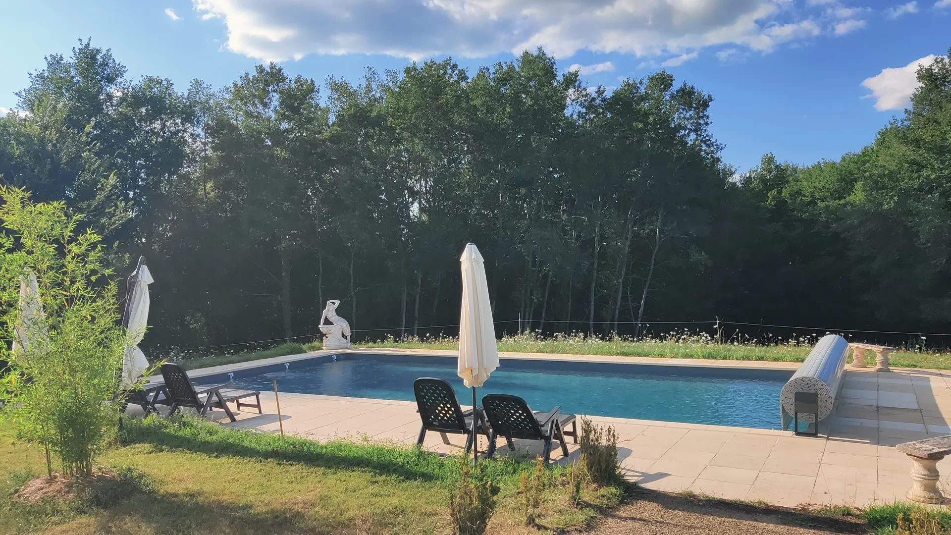 terre de jade photo piscine Ophé 1