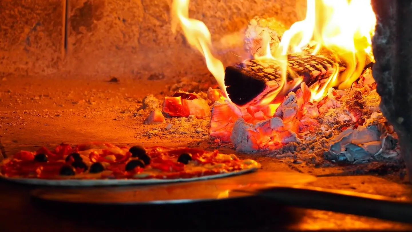 La Tour de Pise - Pau - pizza au feu de bois