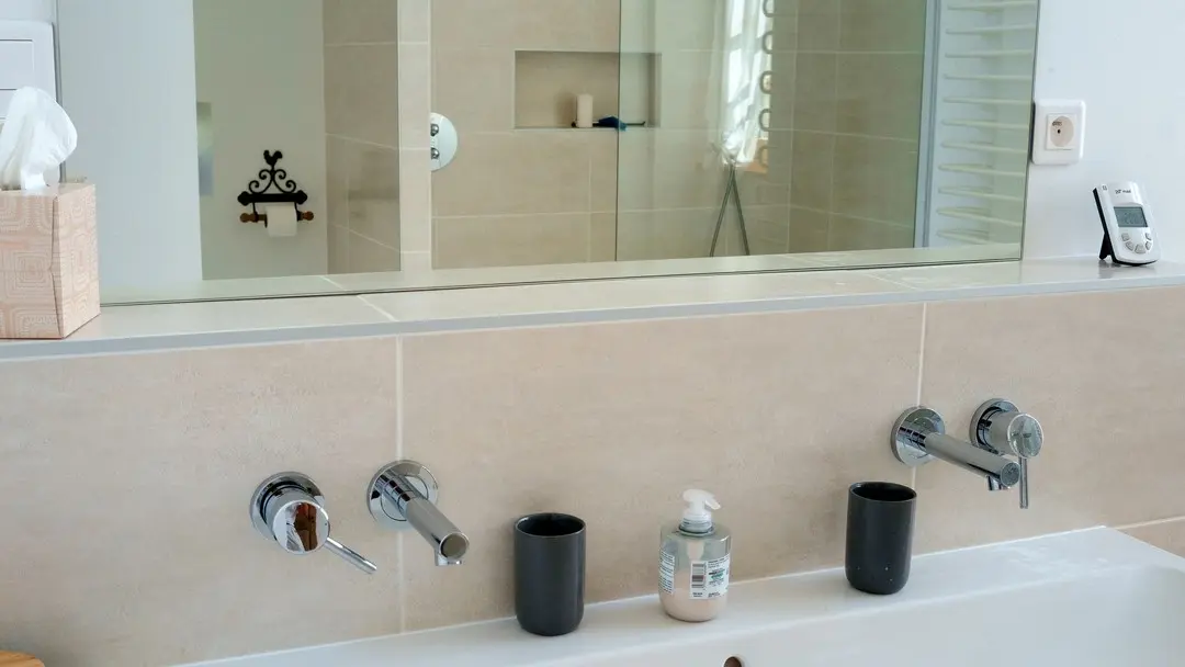 villa-les-roses-sdb © Deyan Christakiev