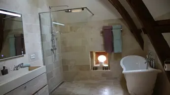 A MAISON DU CEDRE SDB