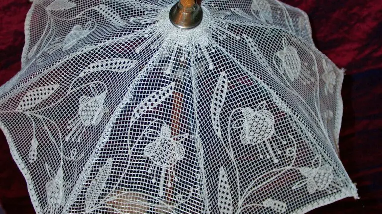 Atelier du Poinct de Tulle – dentelle à l'aiguille_12