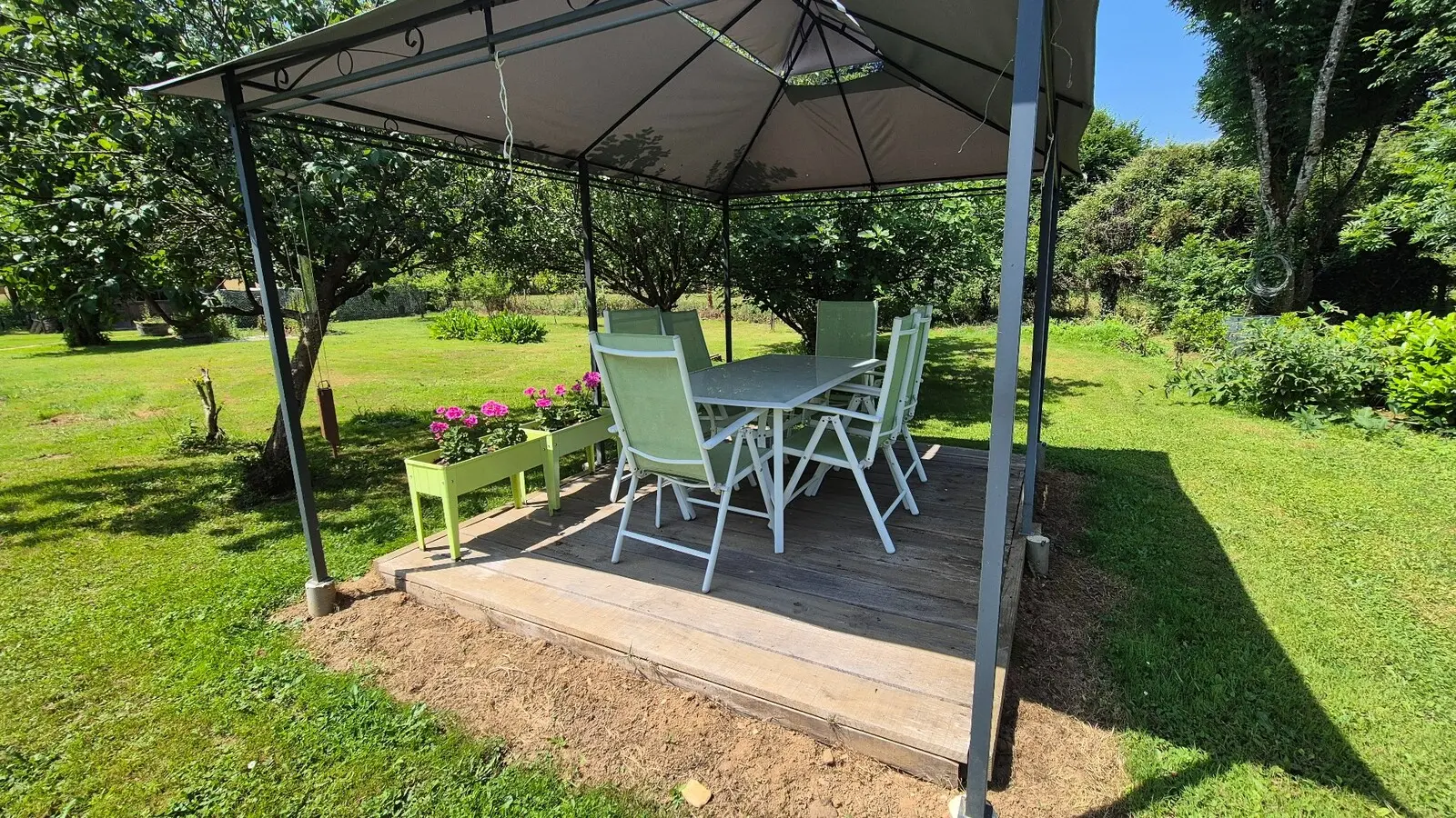 Amour de nature, gite de vacances proche de Sarlat (30)