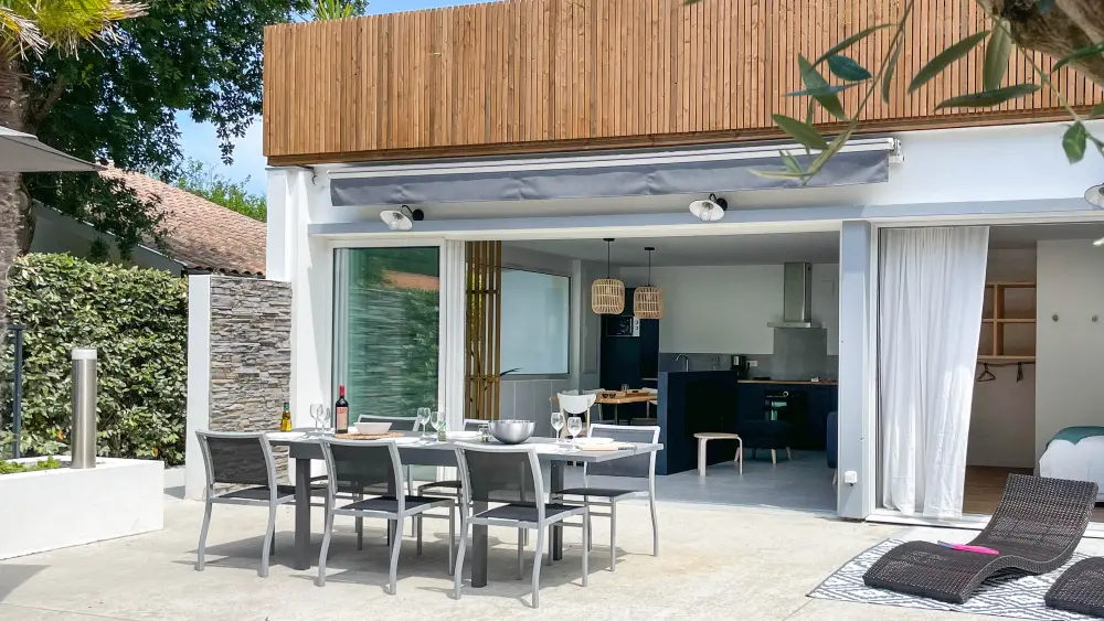 Location Aqua - Villa Lake & Sea