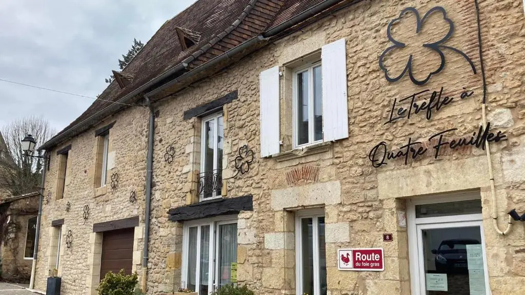 Auberge du Trèfle à 4 Feuilles 1