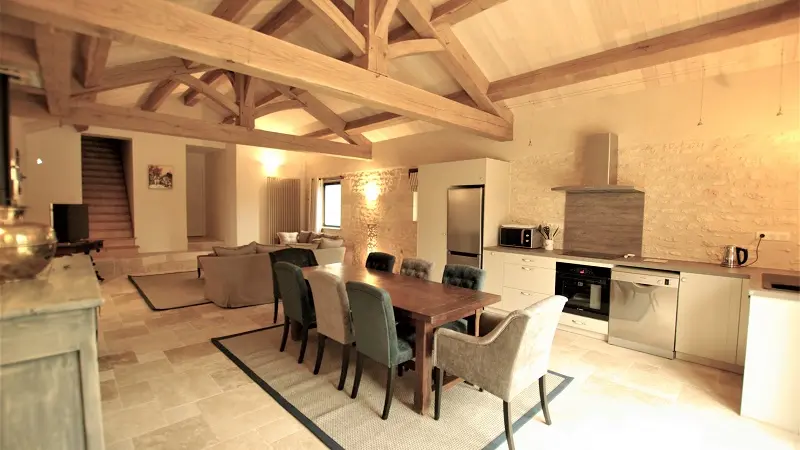 BRANTOME-SEJOUR-SALON-CUISINE--2-