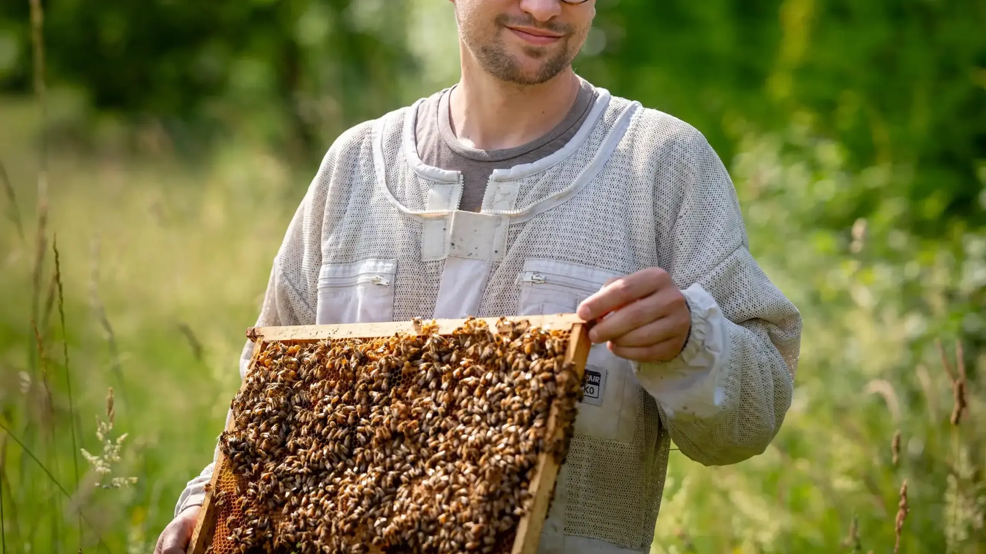 Benoit-serre---le-Rucher-du-Marandou