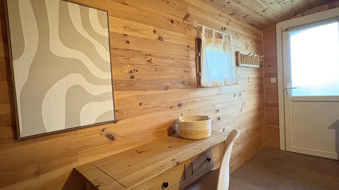 Bureau chalet des pins clermont ©Blond